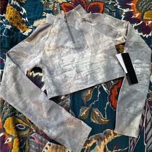 Mono B Gray Patterned Mock Neck 1/4 Zip Fitted Crop Top Small NWT